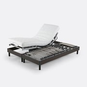 Elektrisch bed met houten lattenbodem en poten