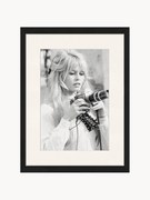 Ingelijste digitale print Brigitte With Her Camera