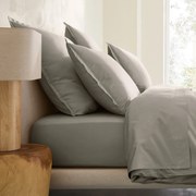 Kussensloop van katoensatijn, Saria