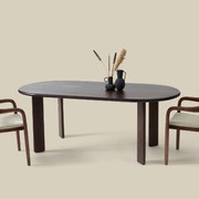 Ovale Eettafel Walnoot Bruin 200 Cm - 200 X 100cm.