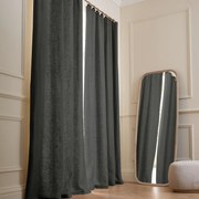 Gordijn in gewassen gevoerd linnen met ringen, Private