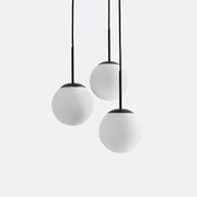 Hanglamp in metaal en opaline, Theide