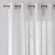 Glasgordijn met oogjes, Nyong