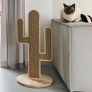 Designed by Lotte Kattenkrabpaal Cactus 40x80 cm hout