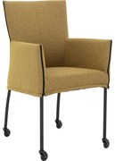 Goossens Eetkamerstoel Funk Zwarte Poten groen stof met armleuning en Zwart skater wiel met zwarte kapmet wielen, modern design