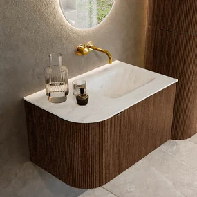 Mondiaz Kurve-dlux 75cm badmeubel ronding links walnut met 1 lade en deur en wastafel grunne rechts zonder kraangat opalo