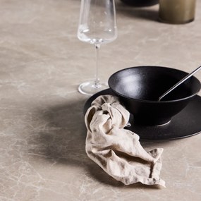 Eettafel Met Geribbelde Poten Beige - 100 X 200cm.