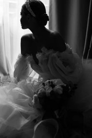 Kunstfotografie cheerful bride  - stock photo, Serhii Mazur, (26.7 x 40 cm)