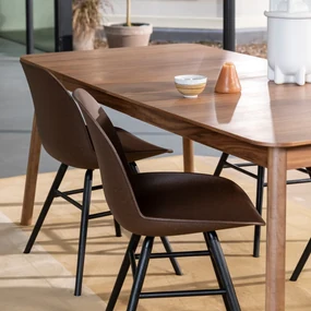 Zuiver Albert Kuip Moderne Kuipstoel Coffee Met Zwart Onderstel
