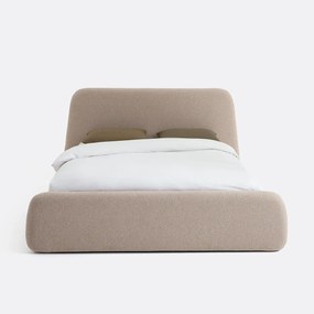 Bed met lattenbodem, Steen