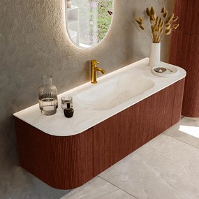 Mondiaz Kurve-dlux 140cm badmeubel ronding links/rechts ruby met 1 lade en 2 deuren en wastafel big small midden 1 kraangat ostra