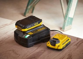 Stanley SFMCK465D2T Accu Klopboor/- Schroefmachine met slagschroefmachine 18V +2x 2,0Ah accu en lader