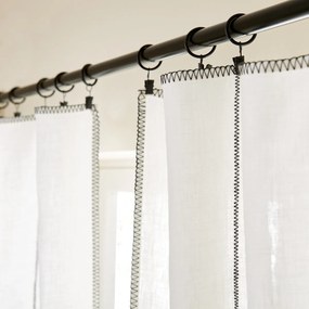 Gordijn in gewassen linnen, Tojos