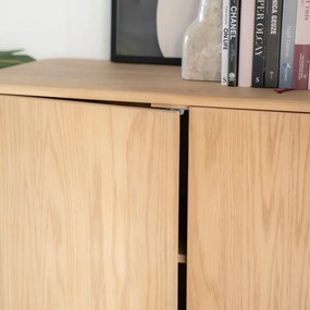Licht Eiken Kast Op Hoge Poten - 90x40x150cm.