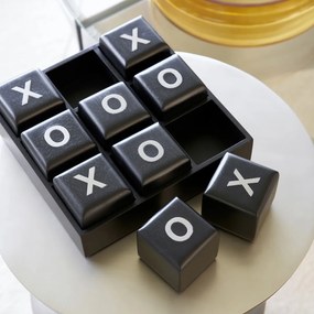 Spel tic tac toe in gebeitst mangohout, Morpha