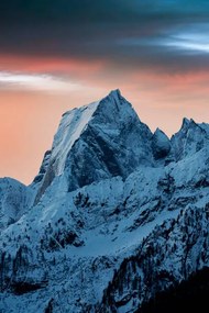 Foto Dramatic sunrise over snowy peak Badile,, Roberto Moiola / Sysaworld, (26.7 x 40 cm)