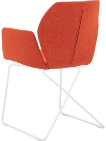 Goossens Excellent Eetkamerstoel Manzini oranje stof met armleuning, modern design