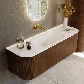 Mondiaz Kurve-dlux 140cm badmeubel ronding links/rechts walnut met 1 lade en 2 deuren en wastafel big small midden zonder kraangat frappe