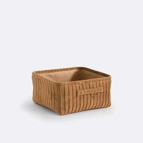 Mand in plissé fluweel, Velvetas