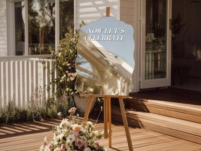 Spiegelsticker S44 – Now let's celebrate