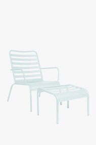 Lichtblauwe lounge stoel met footstool Claude