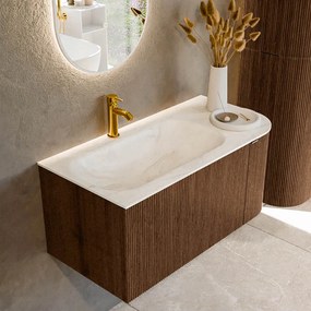 Mondiaz Kurve-dlux 95cm badmeubel ronding rechts walnut met 1 lade en deur en wastafel big small kraangat links ostra