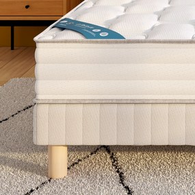 Matras met 580 veren en een omhullend comfort