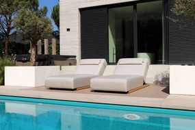 Flow Lio daybed Graumel chalk met teakhouten frame