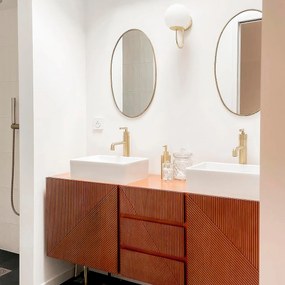 Wandlamp in opaline glas, Moricio