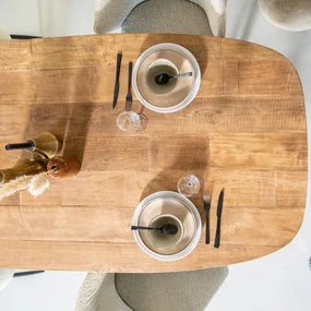 Eleonora Tabassum Eettafel Teak Met Afgeronde Hoeken 220 Cm - 220 X 100cm.