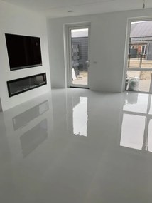 Hoogglans Vloertegel 60x60 Cm Super Wit NR54