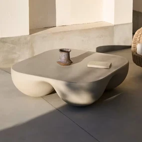 Kave Home Colba Japandi Salontafel Polystone Cement - 100 X 100cm.