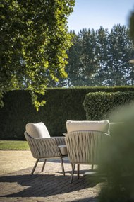 Taste by 4 Seasons Cannes low dining tuinset met Donato tafel 160 cm LoungestoelTuinstoel   bruin weerbestendig