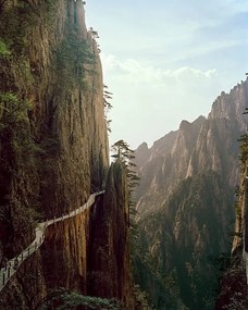 Foto Pathway winding through Chinese mountian landscape, DKP, (30 x 40 cm)