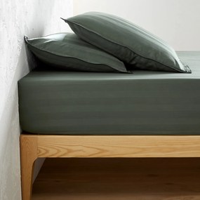 Hoeslaken van 118 draden gewassen katoensatijn, Victor gestreept