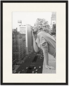 Ingelijste digitale print Marilyn At The Ambassador Hotel