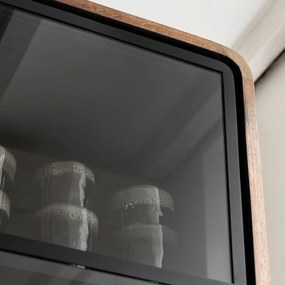 DTP Home Evo Hoge Vitrine Kast Teak Hout - 80x40x220cm.
