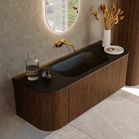 Mondiaz Kurve 130cm badmeubel ronding links/rechts walnut met 1 lade en 2 deuren en wastafel big small midden zonder kraangat urban