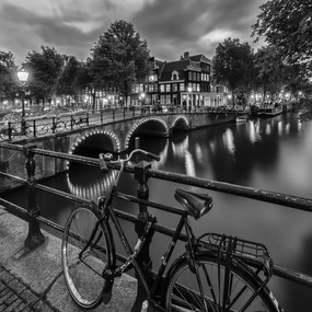Foto AMSTERDAM Evening impression from Brouwersgracht, Melanie Viola