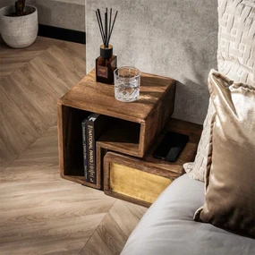 Hangende Nachtkastjes Hout En Goud - 42x30x30cm.