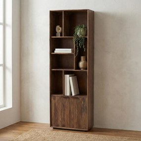 Smalle Wandkast Met Vakken - 60x30x190cm.