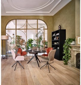 Goossens Eetkamerstoel Hera lichtgrijs stof met draaifunctie met armleuning, modern design