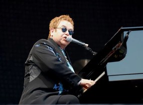 Foto Elton John - English