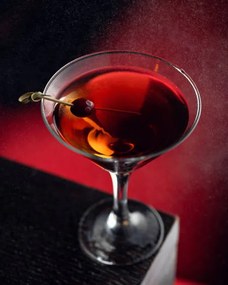 Foto Strong alcoholic cocktail or drink with, Artur Kozlov