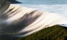 Kunstfotografie Waterfall of clouds, Dominic Dähncke, (40 x 24.6 cm)