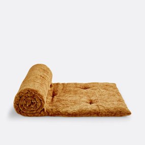 Zitmatras in fluweel, Nour