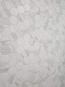 The Mosaic Factory Barcelona hexagon mozaïek tegels 28x33 carrara white