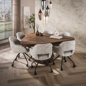 Driehoekige Eettafel Acaciahout - 165 X 165cm.