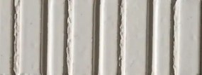Valence Costela wandtegel ribbel 7.5x20cm bianco glans