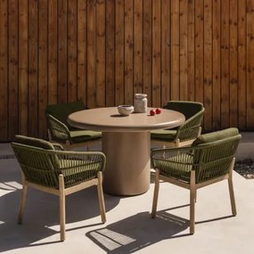 Set Van Ronde Tafel Ø120 Cm In Cement Namara En 4 Tuinstoelen Met Armleuningen In Acaciahout Karvia Licht Kameelbruin - Sklum